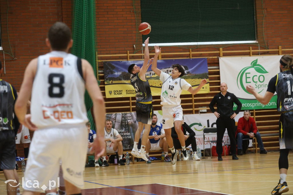Pewne zwycięstwo Basketu Legnica