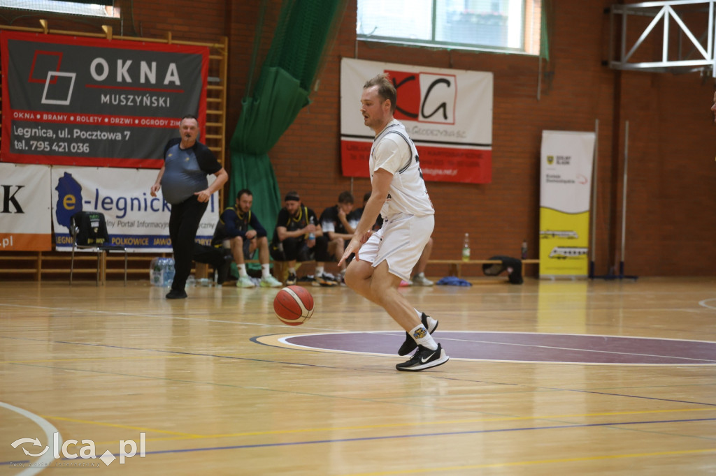 Pewne zwycięstwo Basketu Legnica