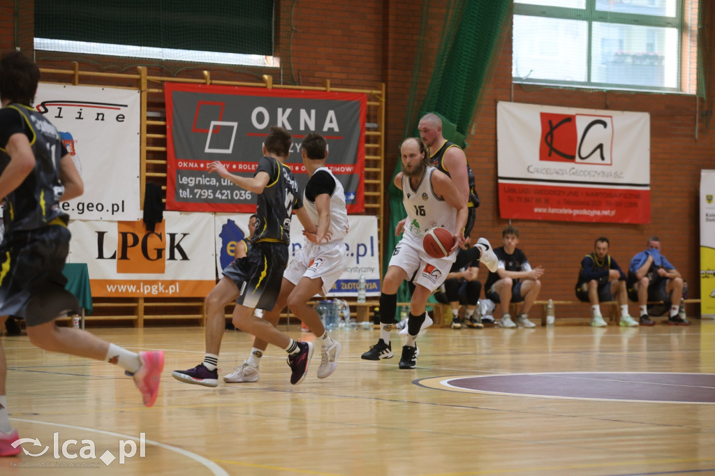 Pewne zwycięstwo Basketu Legnica