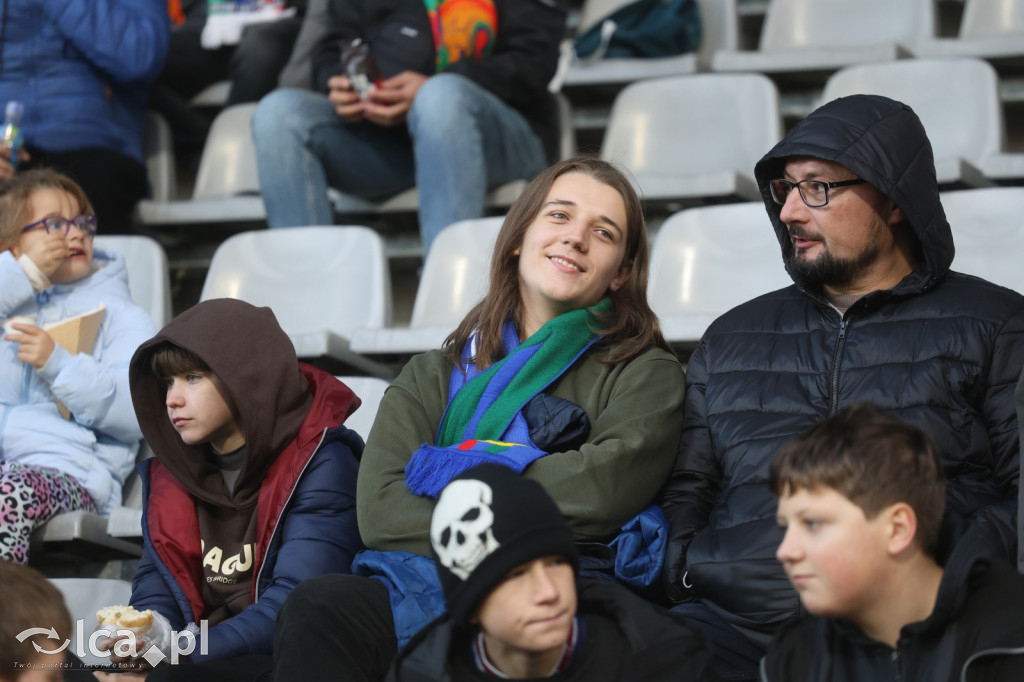 Na trybunach 2812 widzów