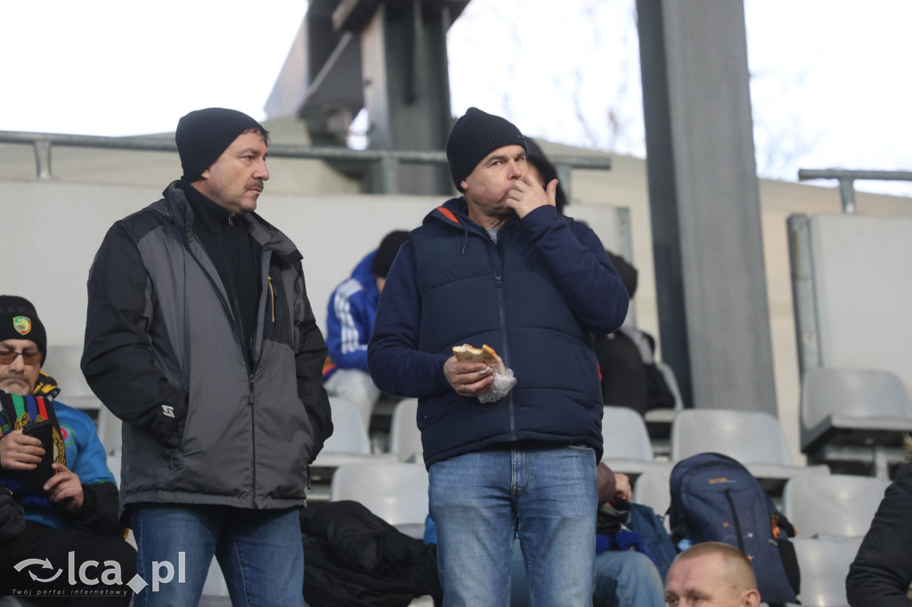 Na trybunach 2812 widzów