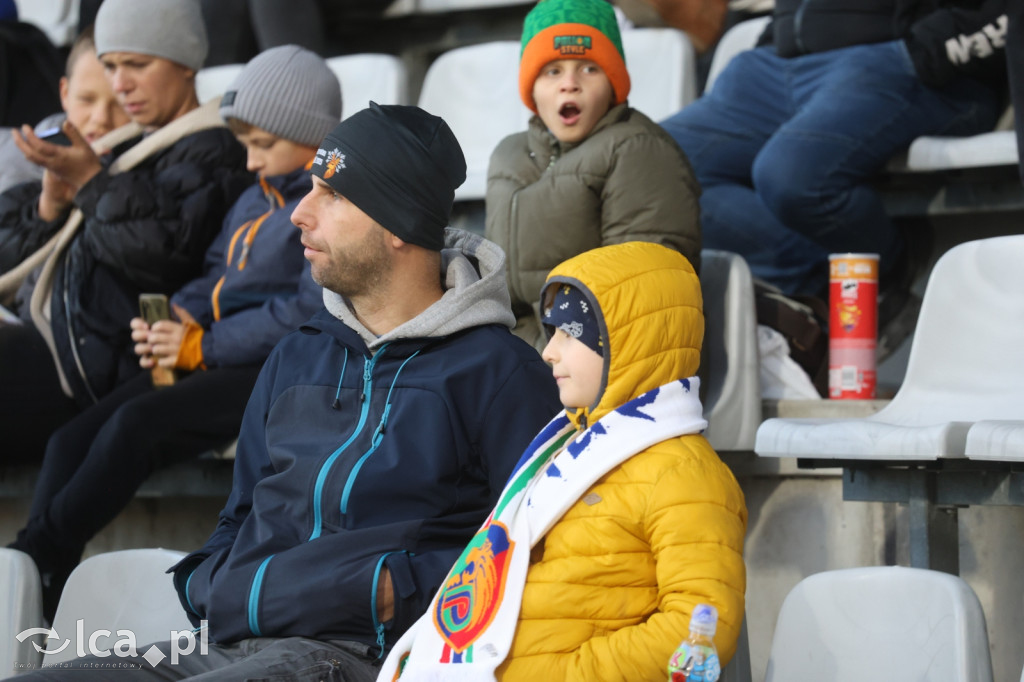 Na trybunach 2812 widzów