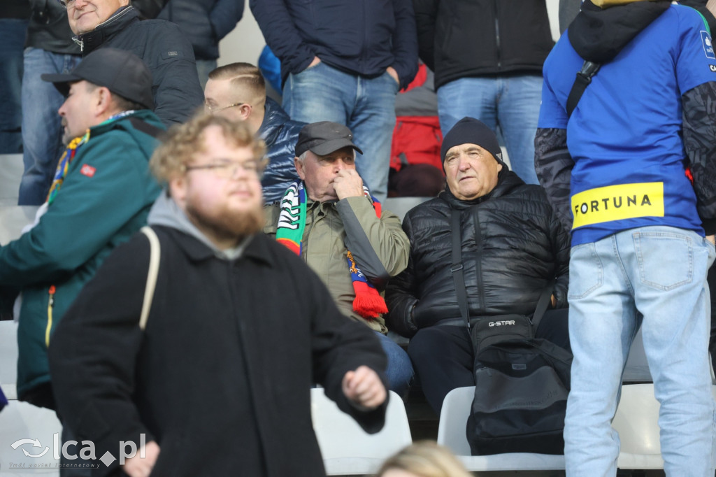 Na trybunach 2812 widzów