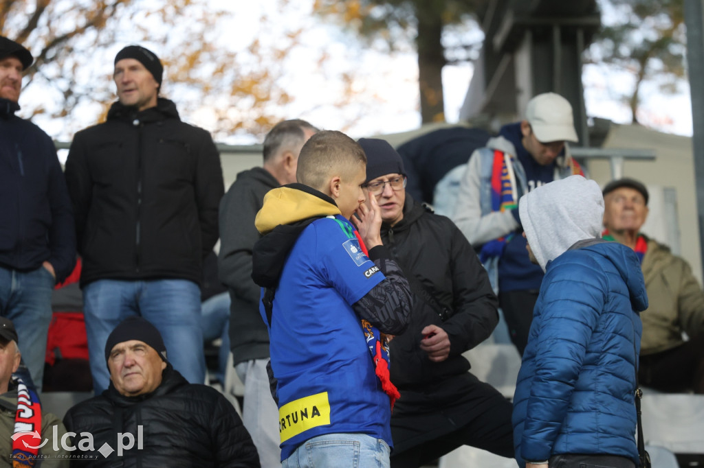 Na trybunach 2812 widzów