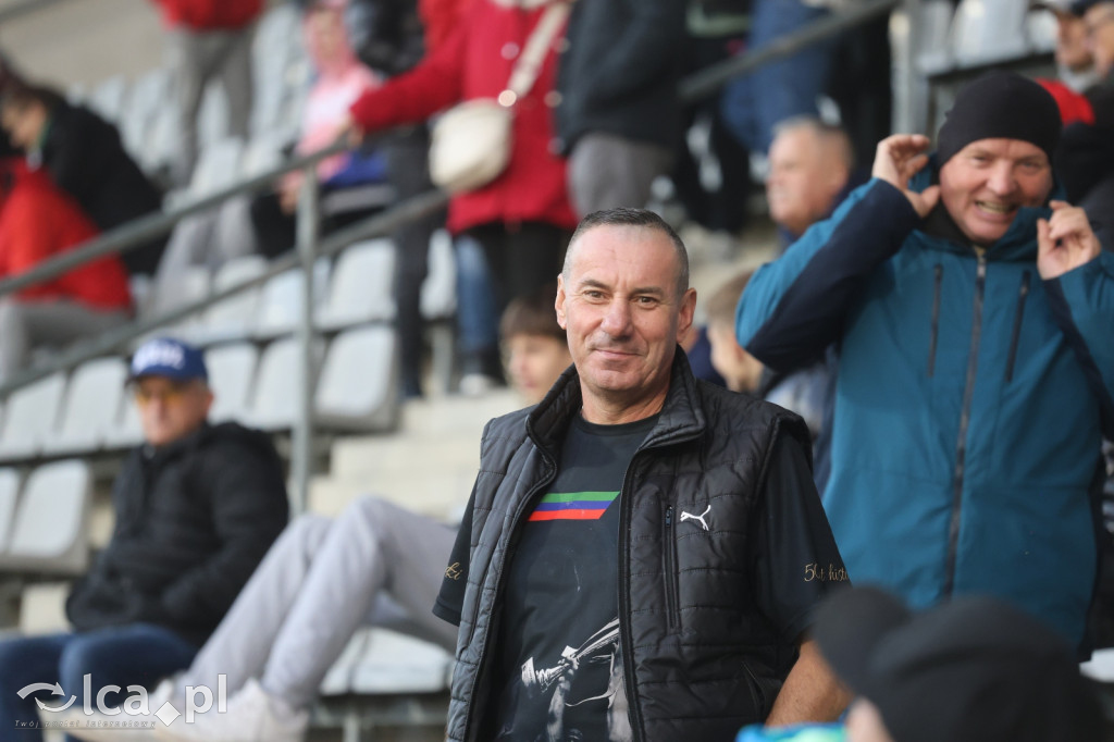 Na trybunach 2812 widzów