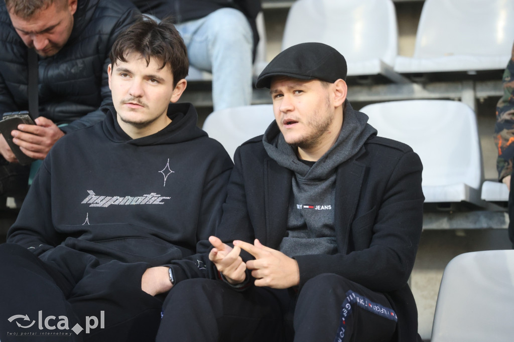 Na trybunach 2812 widzów