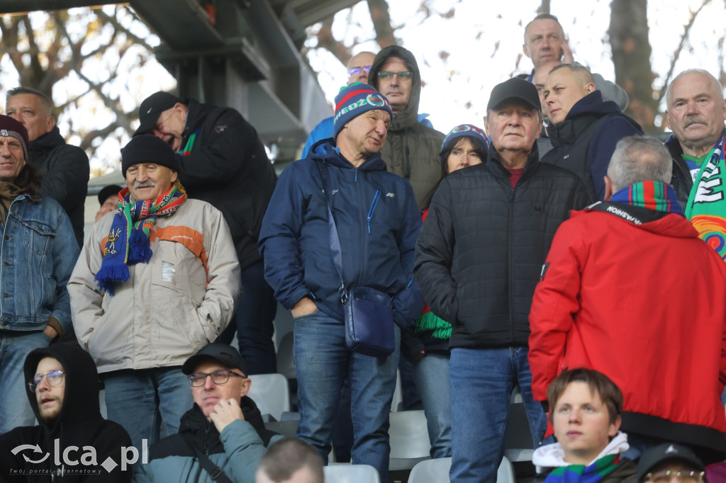 Na trybunach 2812 widzów