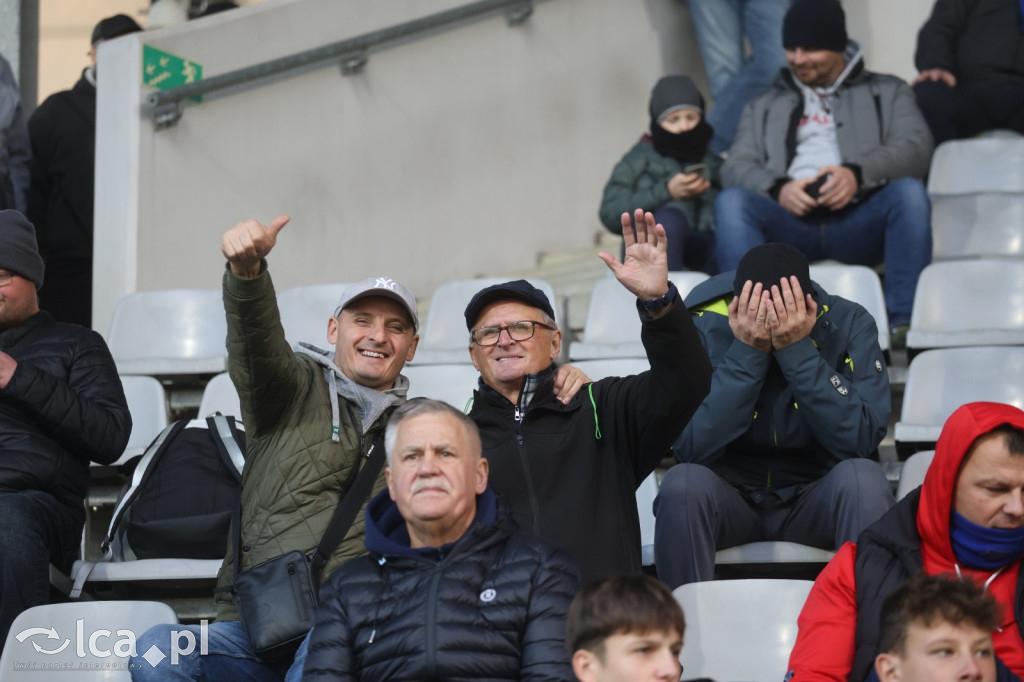 Na trybunach 2812 widzów