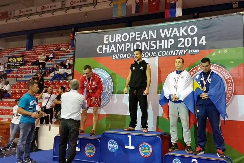 Sport Inne Eliasz Jankowski Wicemistrzem Europy W Low Kick Zawsze Aktualne Wiadomo Ci