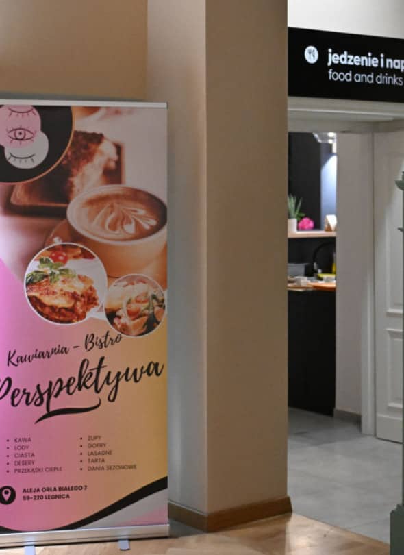 Kawiarnia Perspektywa w Centrum Witelona (Piotr Florek lca.pl)