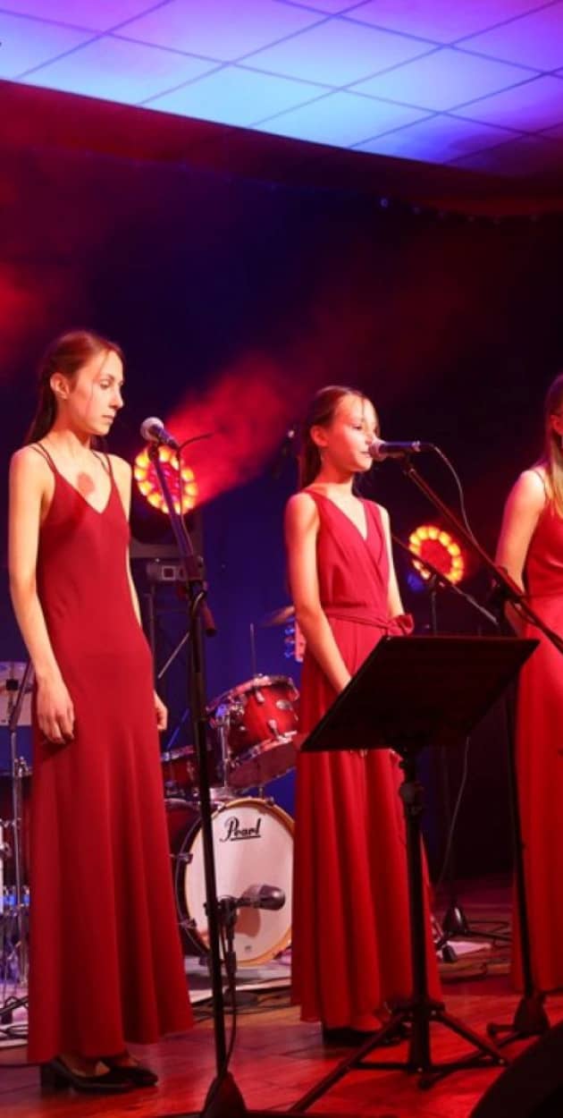 Chopin w biało-czerwonych barwach (Jacek Stacewicz)