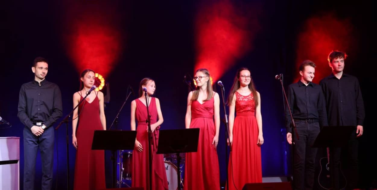 W Kunicach zagrali Chopina w nowej odsłonie (Jacek Stacewicz)