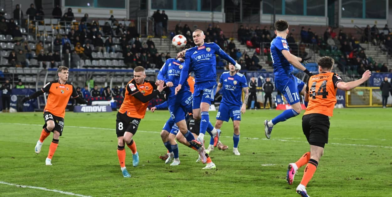 Miedź Legnica - Chrobry Głogów (Piotr Florek)