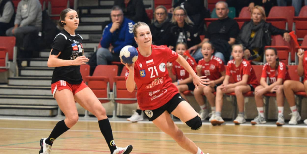 Dziewiątka Legnica  (Piotr Florek lc.pl)