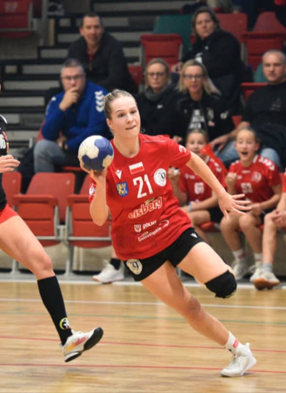 Dziewiątka Legnica  (Piotr Florek lc.pl)