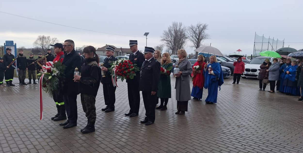 W Raczkowej oddali hołd Wyklętym (źródło: Fopit Gobi)