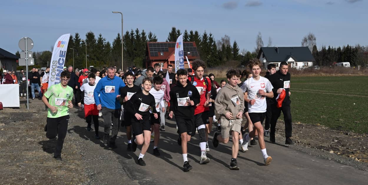 Pobiegli „Tropem Wilczym” w Kunicach (Piotr Florek lca.pl)