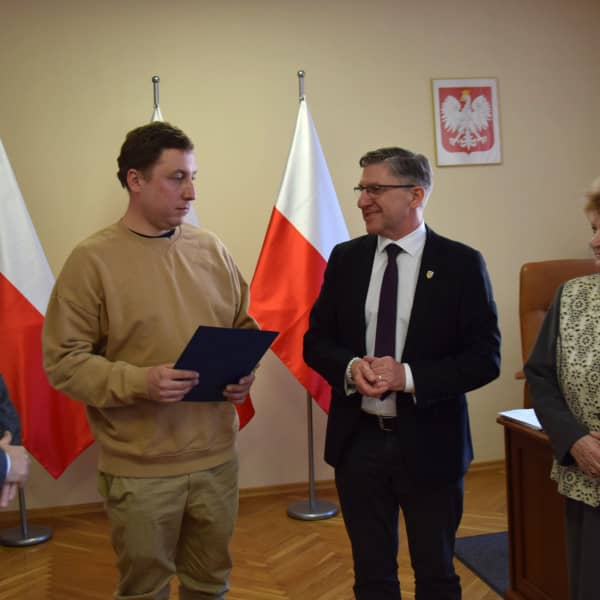 590 metrów drogi w Groblach do remontu. Umowa podpisana (mat. prasowe)