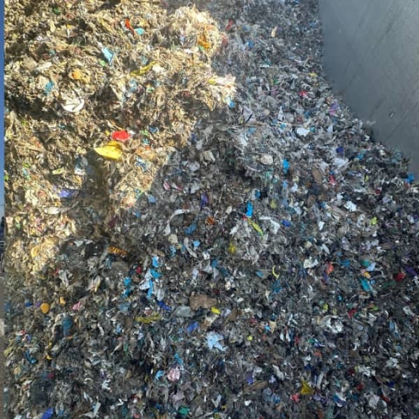 Wiózł 24 tony plastiku zamiast „kamieni” (mat. prasowe)