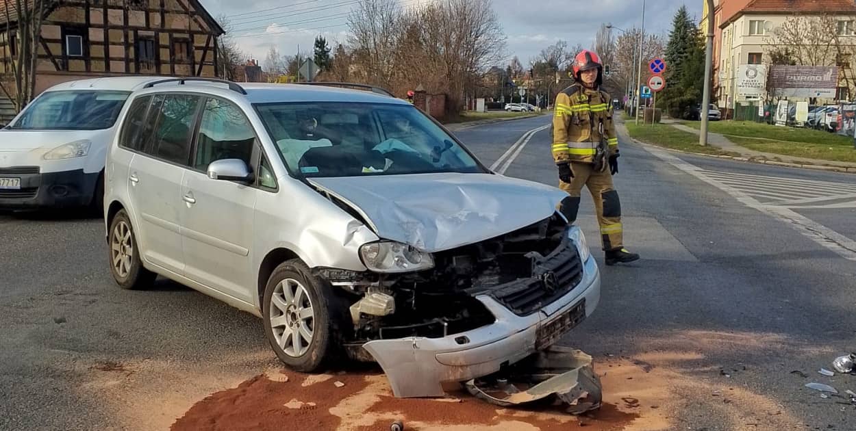 Zignorował sygnalizację świetlną (alert24)