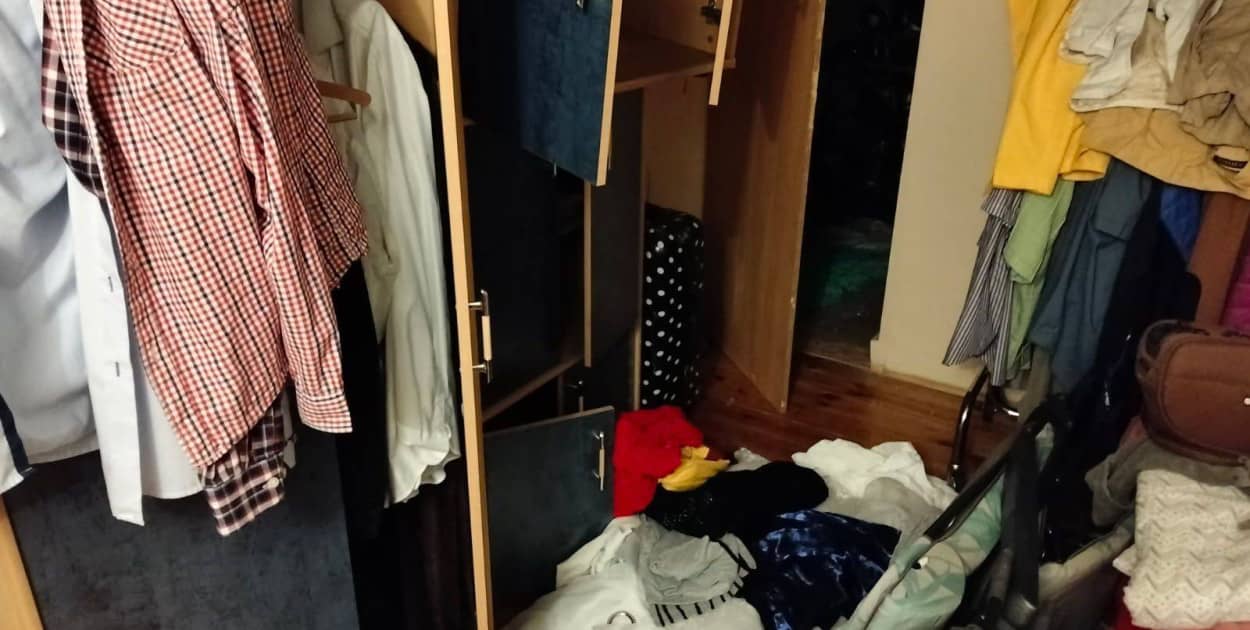 Splądrowany dom (alert24)