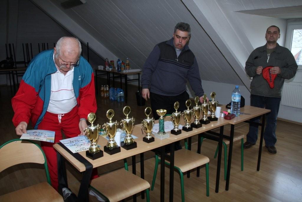 Grali o puchar dyrektora