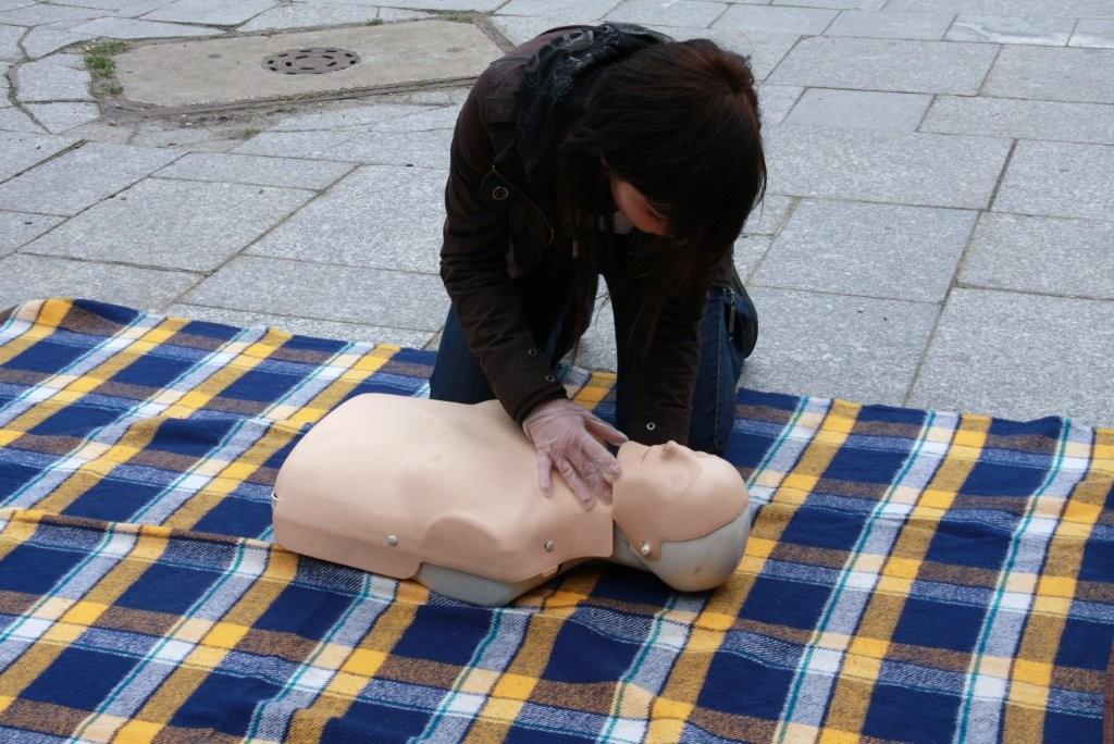 Udzielono pomocy rannym na rynku