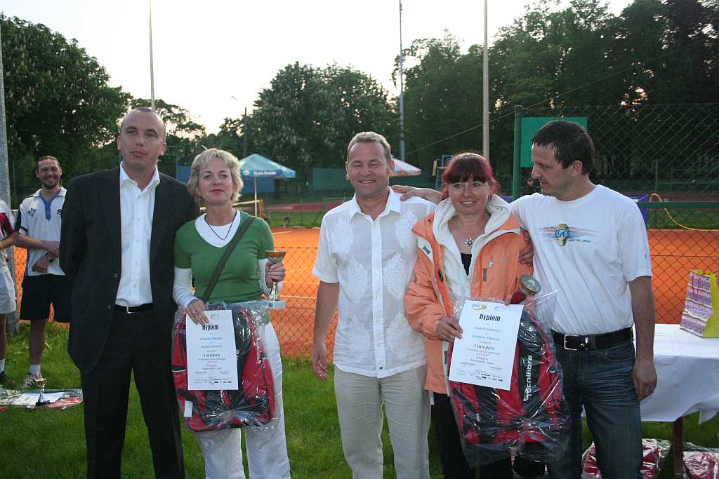Święcicki z pucharem prezesa LST
