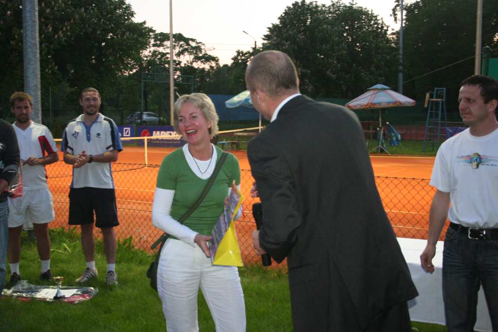 Święcicki z pucharem prezesa LST