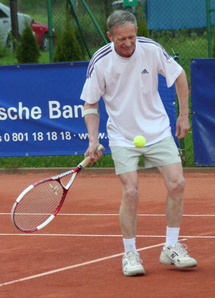 Święcicki z pucharem prezesa LST