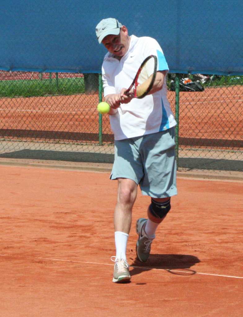 Święcicki z pucharem prezesa LST