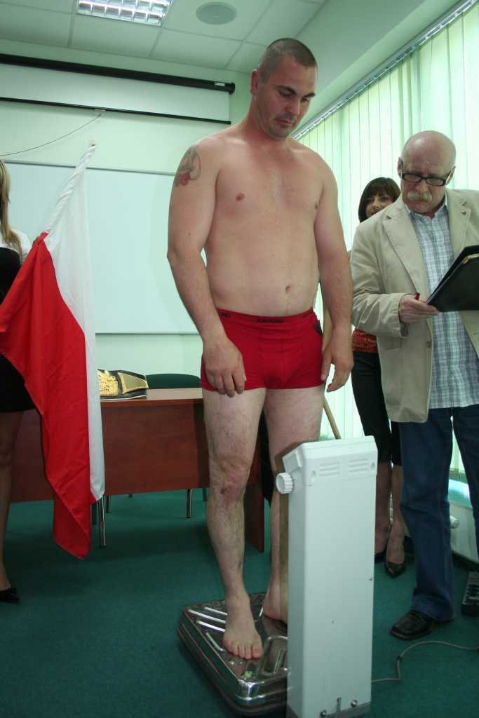 Bokserzy zważeni