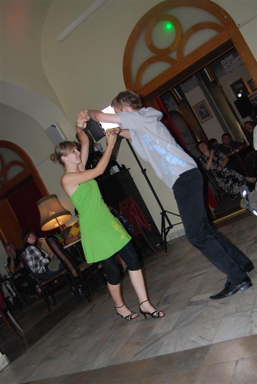 Salsa w Modjeskiej    W Caffe Modej