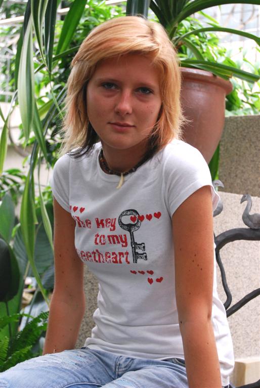 Dziewczyna Lata -3