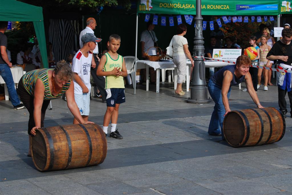 Rozdali 300 litrów zupy