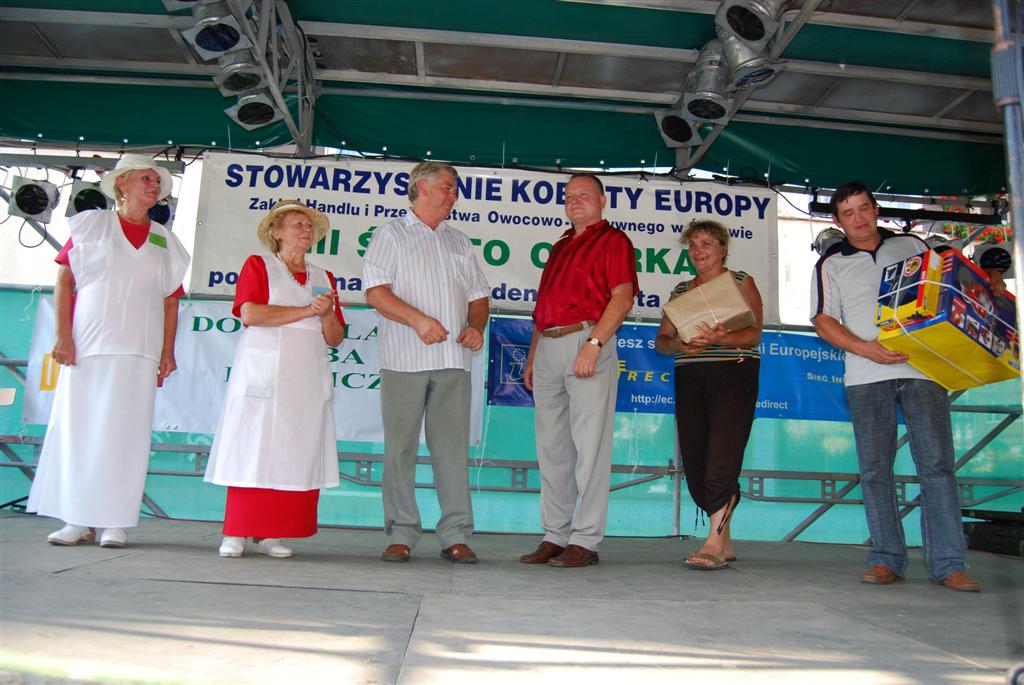 Rozdali 300 litrów zupy
