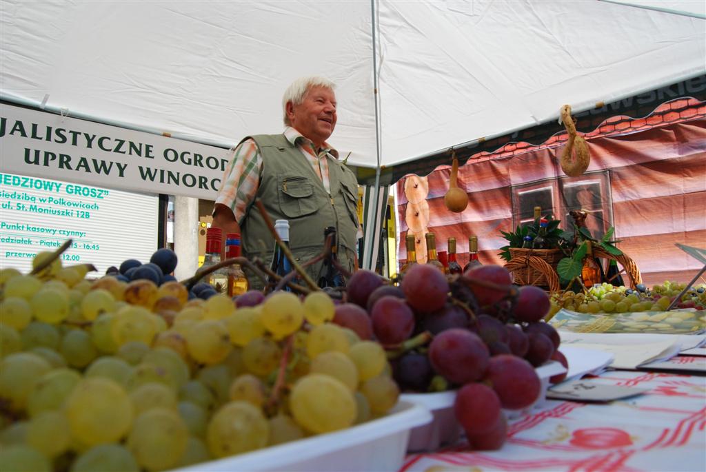 Rozdali 300 litrów zupy
