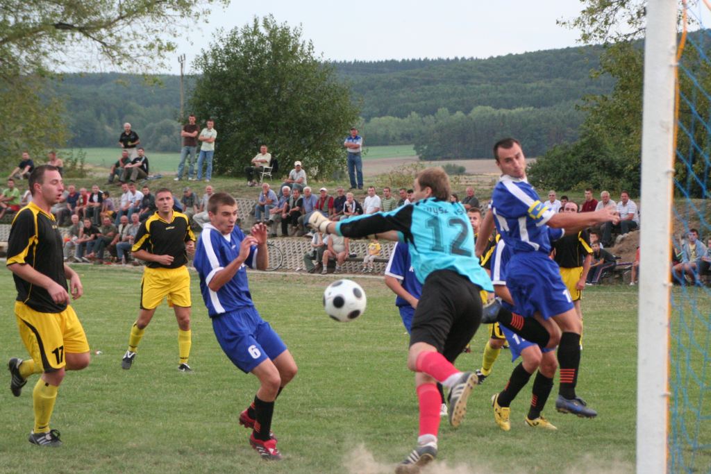 KS Męcinka - Konfeks