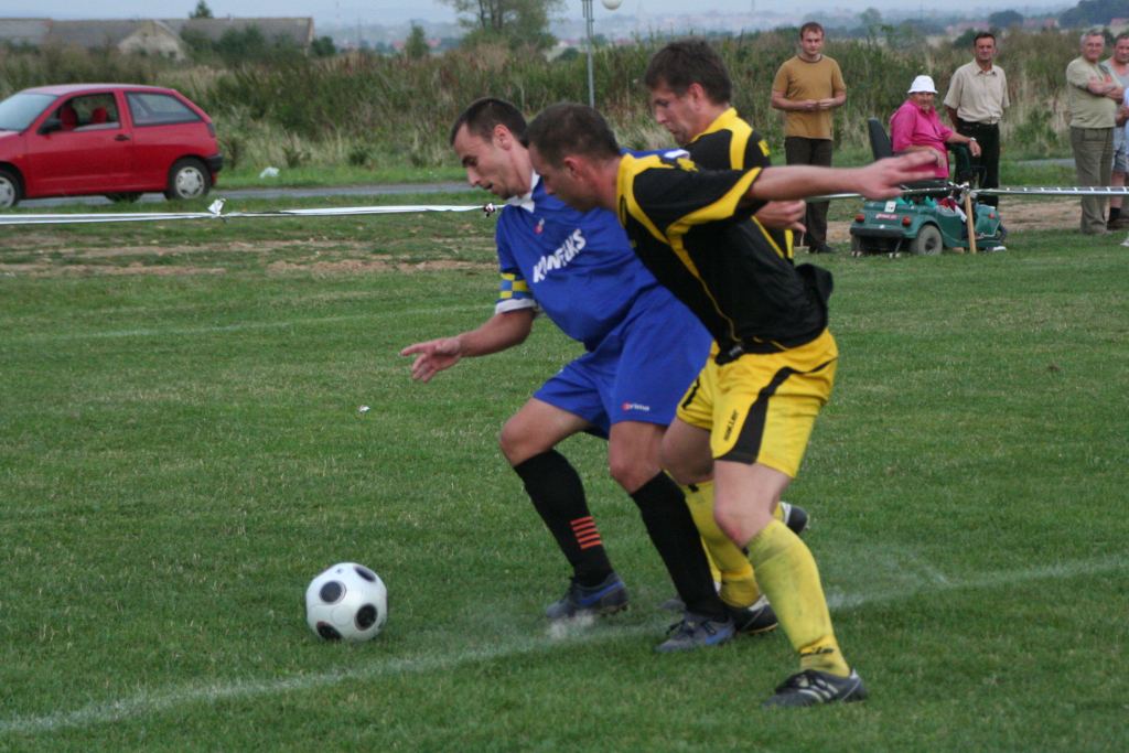 KS Męcinka - Konfeks