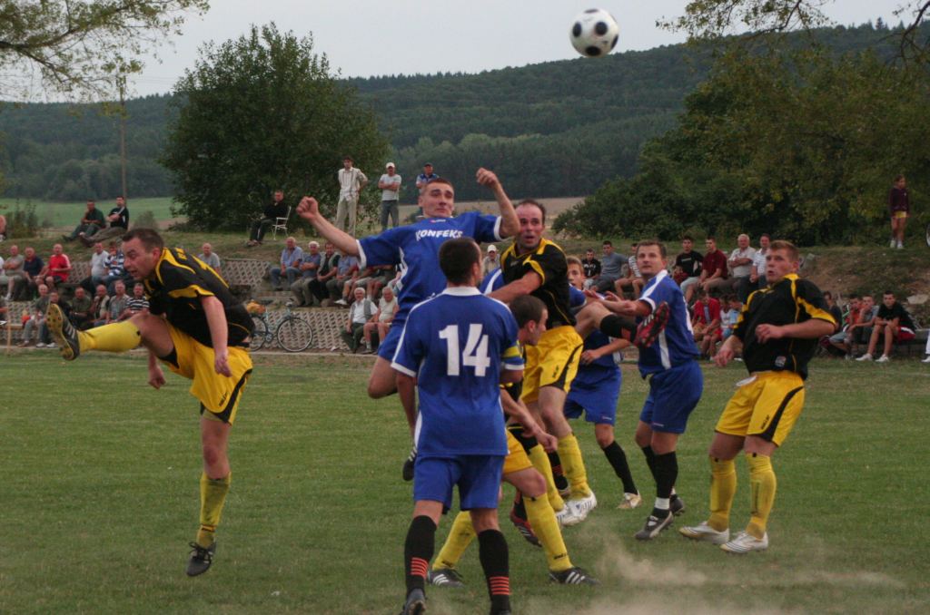 KS Męcinka - Konfeks