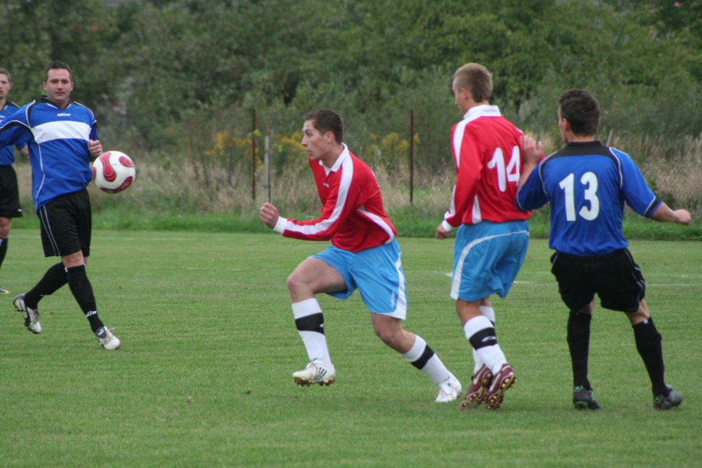 Dąb - Błekitni 4:1