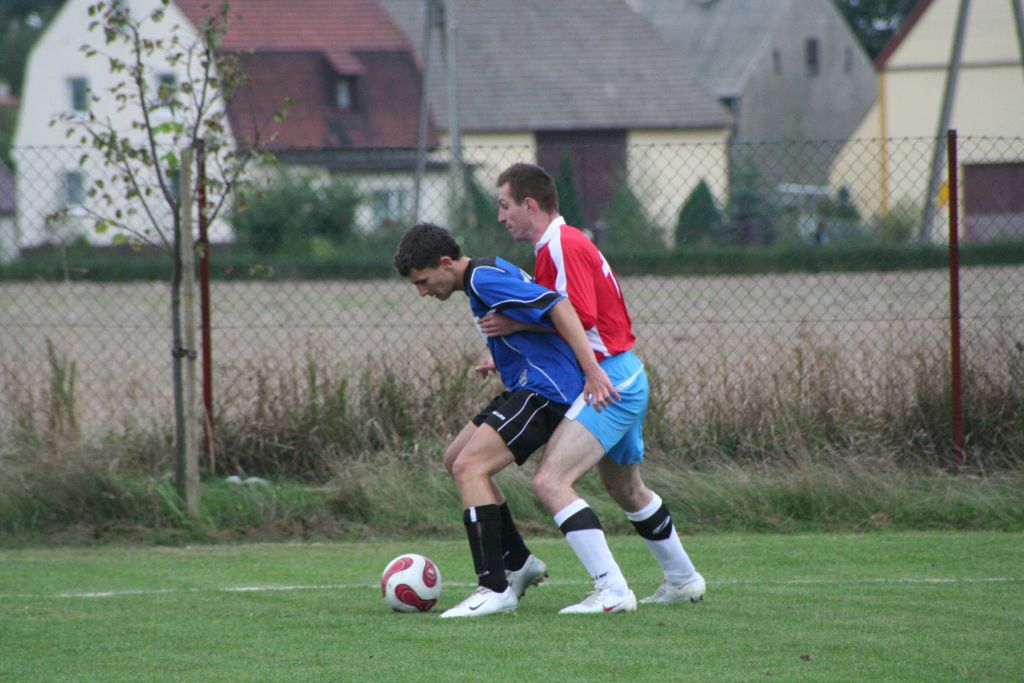 Dąb - Błekitni 4:1