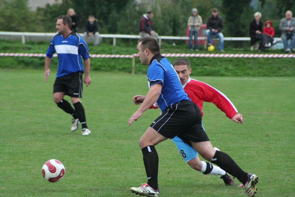 Dąb - Błekitni 4:1