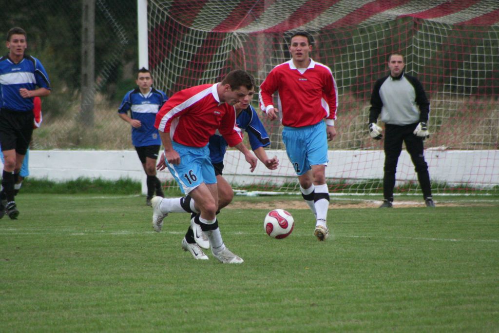 Dąb - Błekitni 4:1