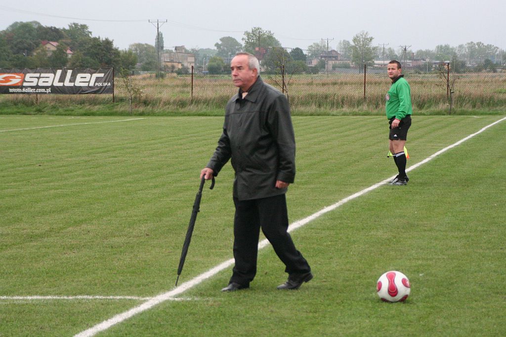 Dąb - Błekitni 4:1