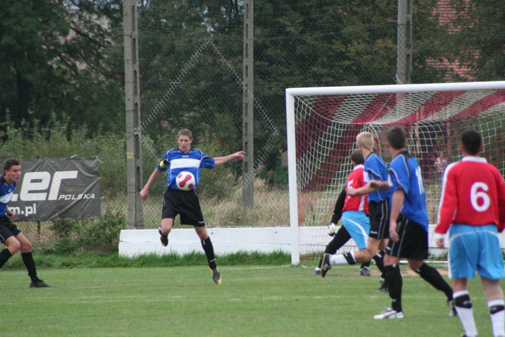 Dąb - Błekitni 4:1