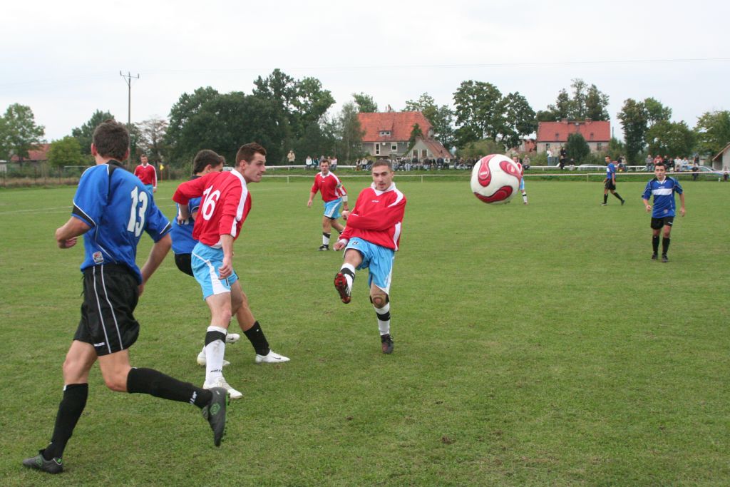 Dąb - Błekitni 4:1