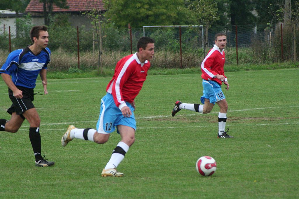 Dąb - Błekitni 4:1