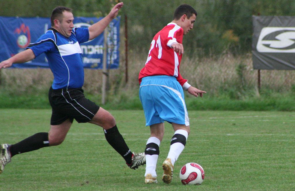 Dąb - Błekitni 4:1