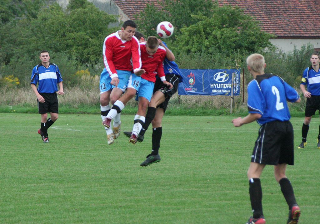 Dąb - Błekitni 4:1